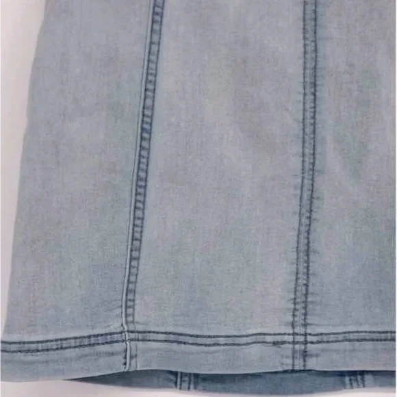 [Free People] Blue Denim Back Zip Casual Mini Short Jean Skirt Women’s Sz 12 - Picture 5 of 8